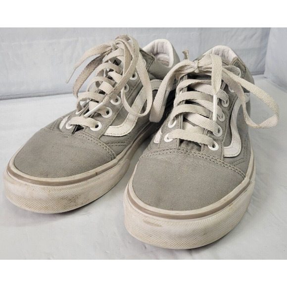 VANS Old Skool Gray and White Women's Size 6.5 Men's Size 5 - Picture 1 of 11